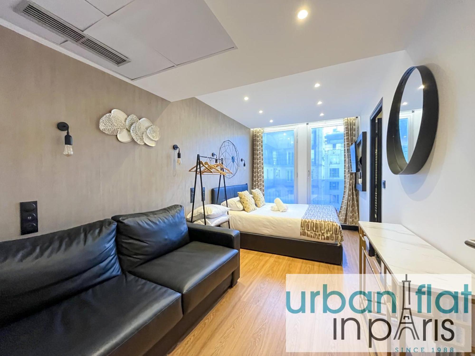 Urban Flat 128 - Beautiful 4 Bdr Flat Champs-elysees Apartment Paris