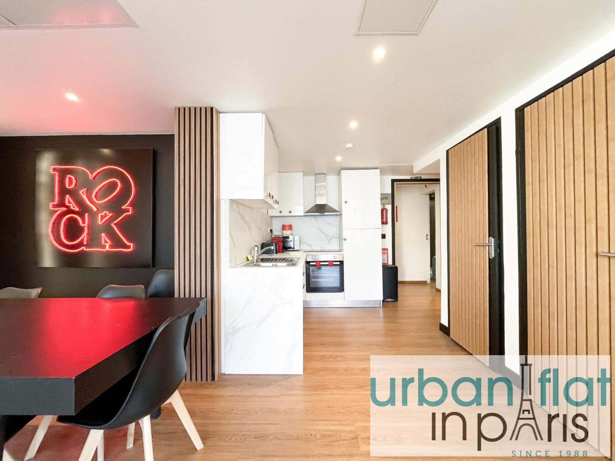 Urban Flat 128 - Beautiful 4 Bdr Flat Champs-elysees Paris