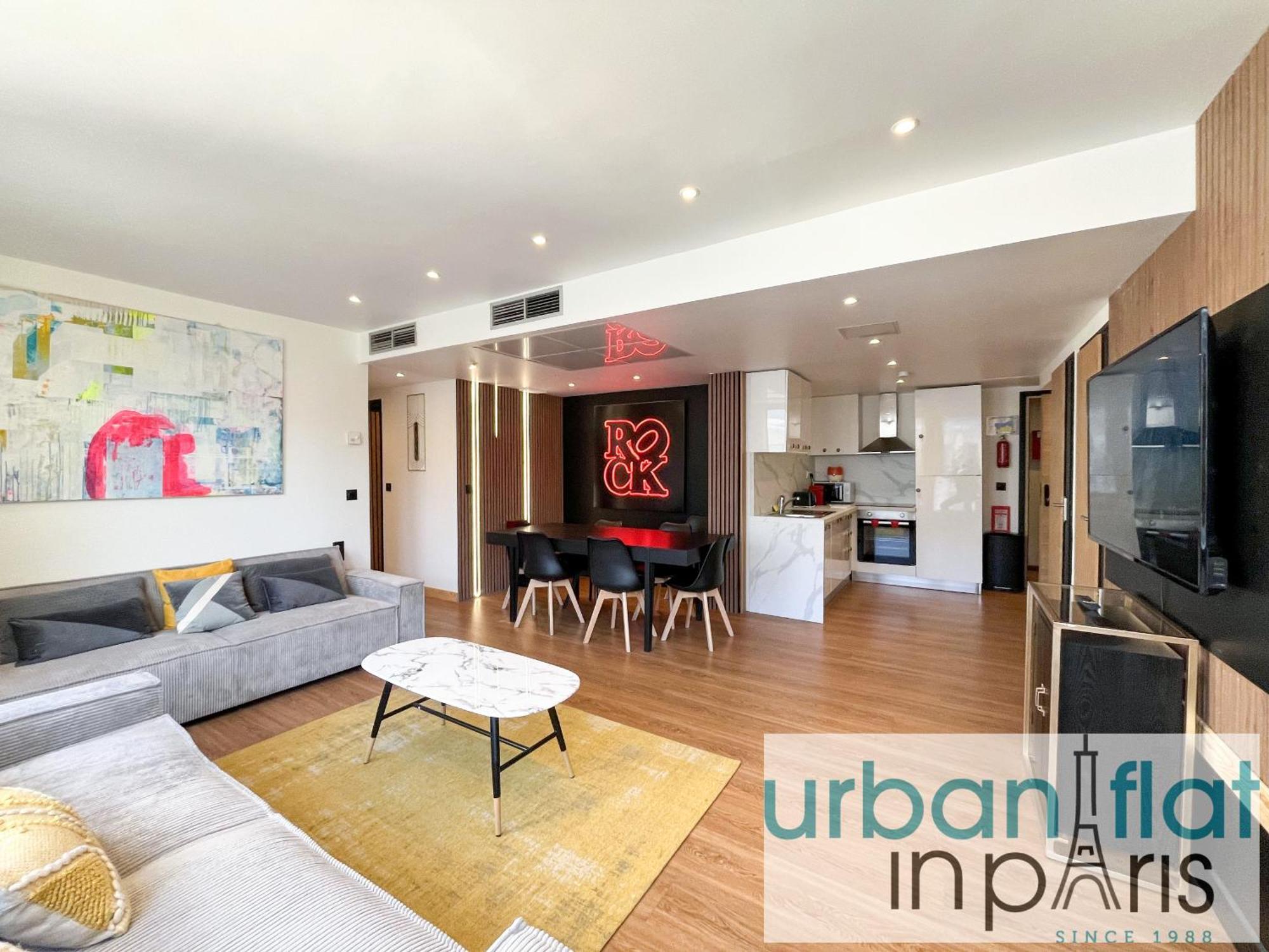 Apartment Urban Flat 128 - Beautiful 4 Bdr Flat Champs-elysees Paris