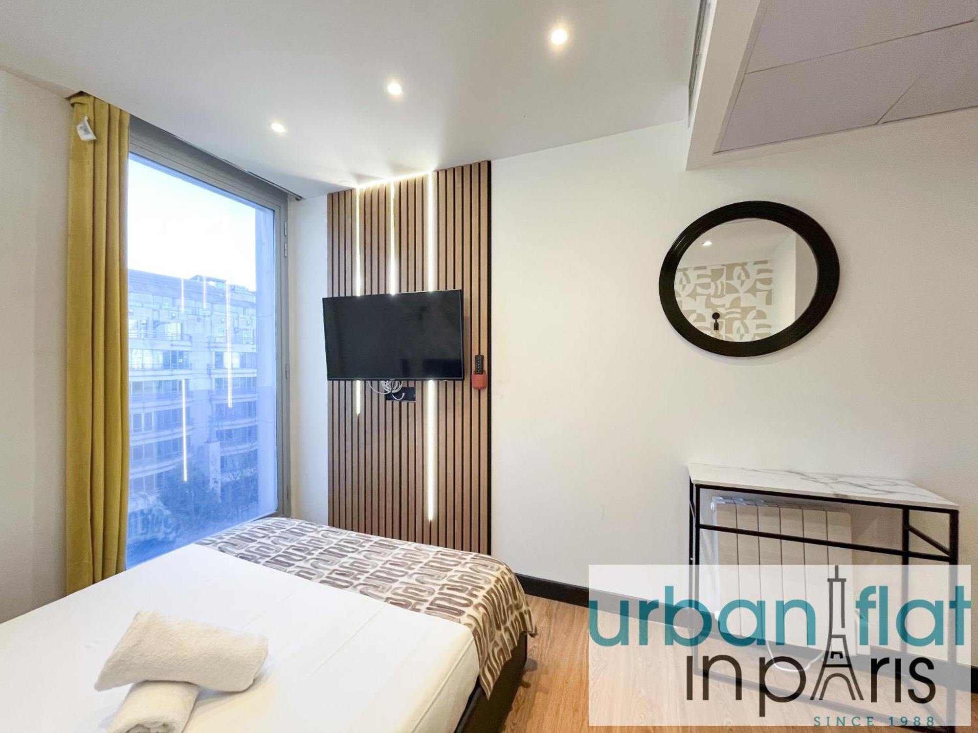 Urban Flat 128 - Beautiful 4 Bdr Flat Champs-elysees * Paris