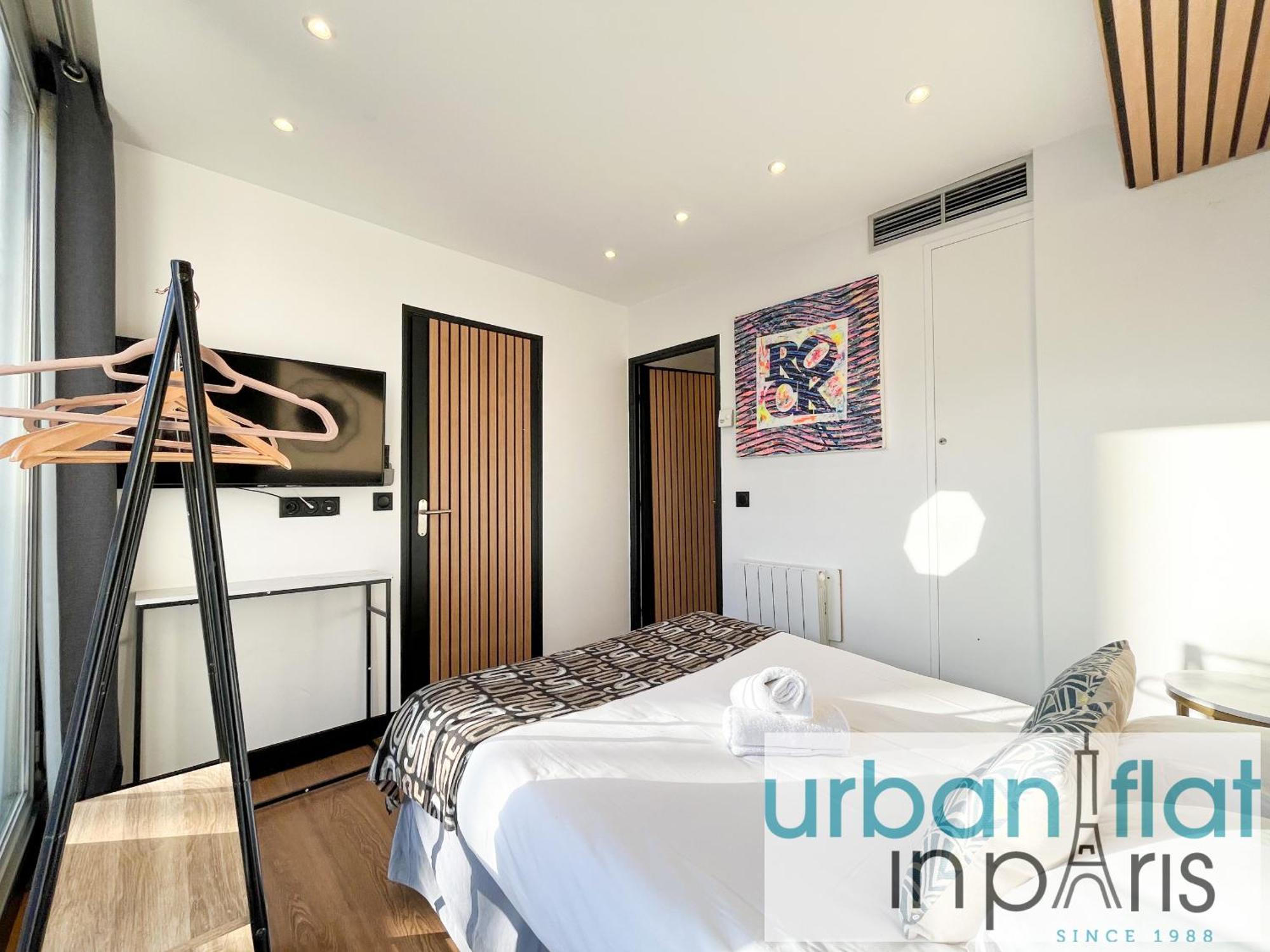 Urban Flat 128 - Beautiful 4 Bdr Flat Champs-elysees Apartment